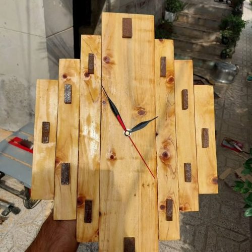 ساعت چوبی