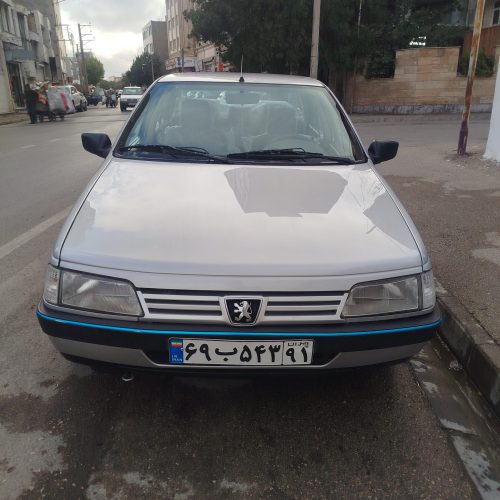 پژو 405 نقره ای