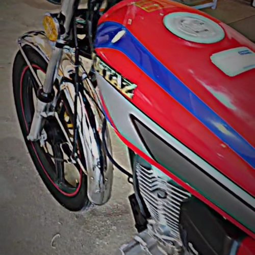 همتاز200