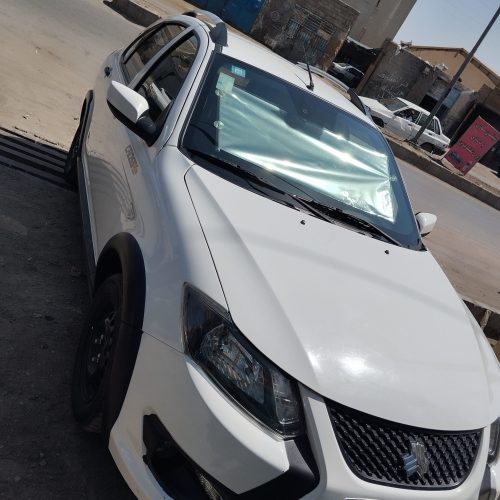 سلام ماشین بدون رنگ بدون کوچکترین خرج زاپاس زیرش نرفته خریدار واقعی پایه معامله تخفیف میدم