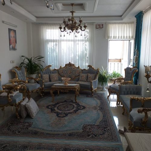 یک دستگاه اپارتمان شیک وحیاط دارمستقل‌ ویک دربند مغازه بزرگ