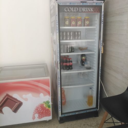 وسایل کافه کلی بفروش میرسد