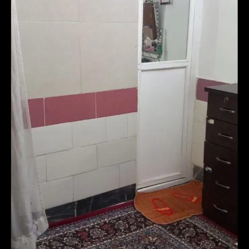 خانه دو طبقه زیر زمین و همکف با قیمت مناسب