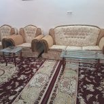 مبل راحتی و چند وسیله دیگر