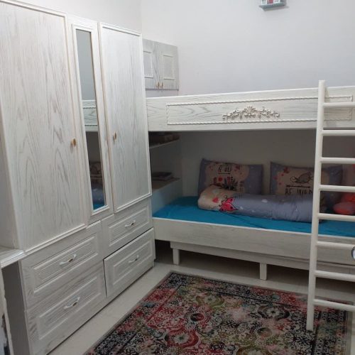 فروش یک خونه ویلایی مستقل ویک دربند مغازه بزرگ