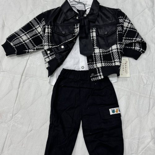 لباس بچگانه