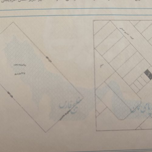 یک قطعه زمین تجاری