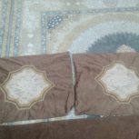 4 عدد رو تشک..8 عدد روبالشی تمیز تازه بخاطر اینکه تازه شو گرفتی میفروشیم