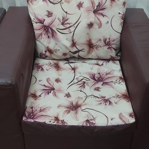 مبل هشت نفره و میز ال