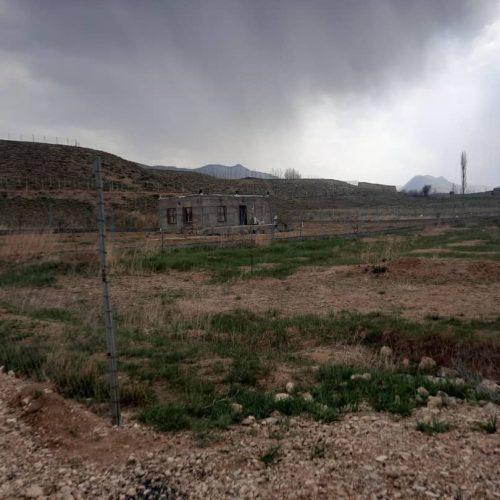 زمین در روستای سرچمن