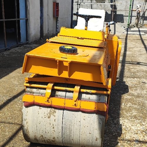 اجاره غلطک و پخش آسفالت و تراشه