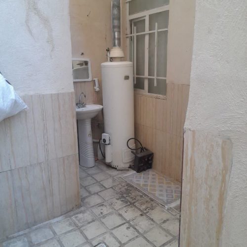 خانه پشت قواره 50متری