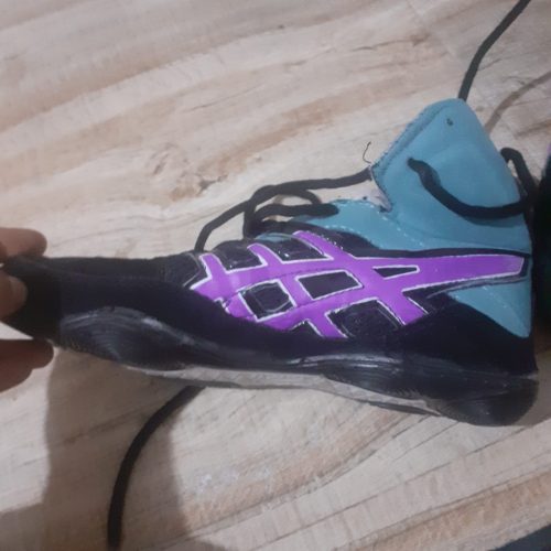 کفش ودو بنده کشتی