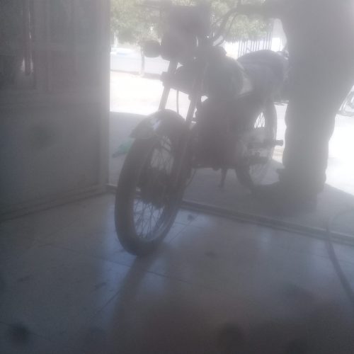 موتور روان سیکلت 85.  شماره تماس 09370200140