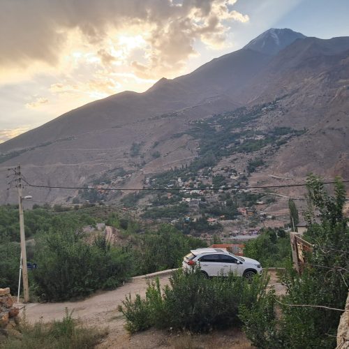 زمین خوش آب هوا