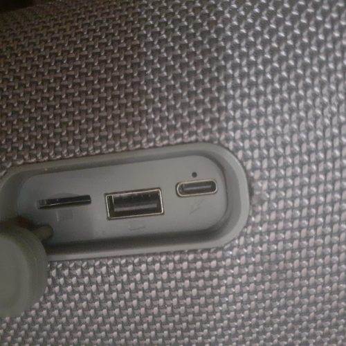 اسپیکر همراه Brodu نو