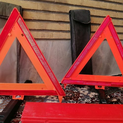 1جفت زنجیر چرخ پژو سایز 14 +2عدد چراغ مثلث خطر