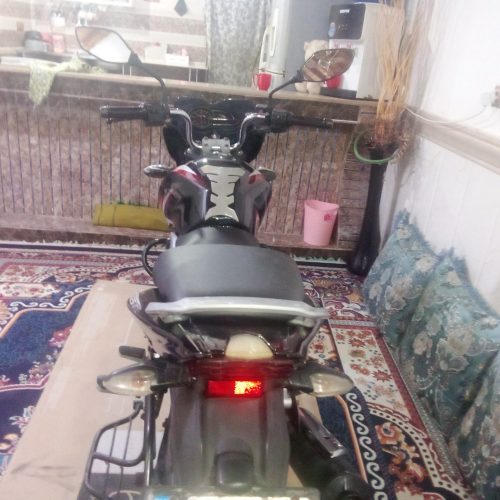 باجاج دیسکاور125