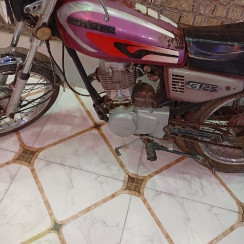 موتور تمیز یه خوردگی داره