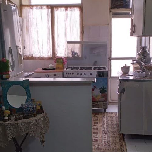 واحد 68 متری فروش فوری