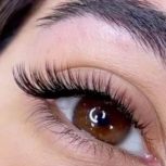 خدمات اکستنشن مژه و لیفت مژه و ابرو