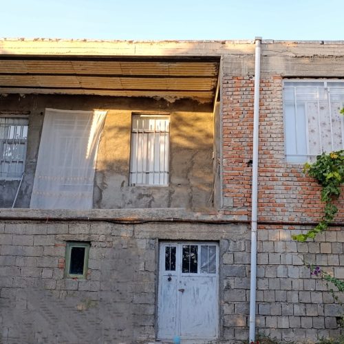 فروش ساختمان مسکونی حیاط دار