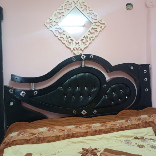 تخت چوبی دو نفره