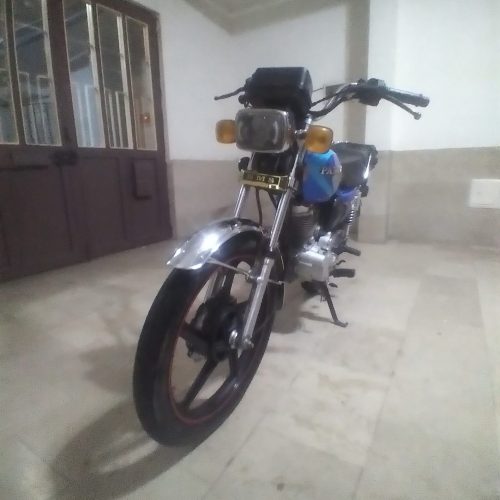 موتور سیکلت200پرواز
