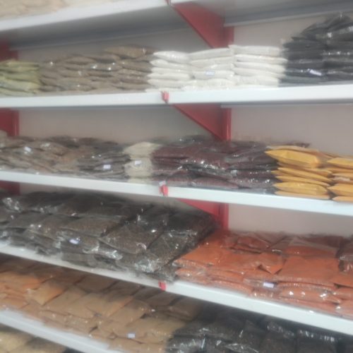 عطاری وداروهایی گیاهی هامون 29