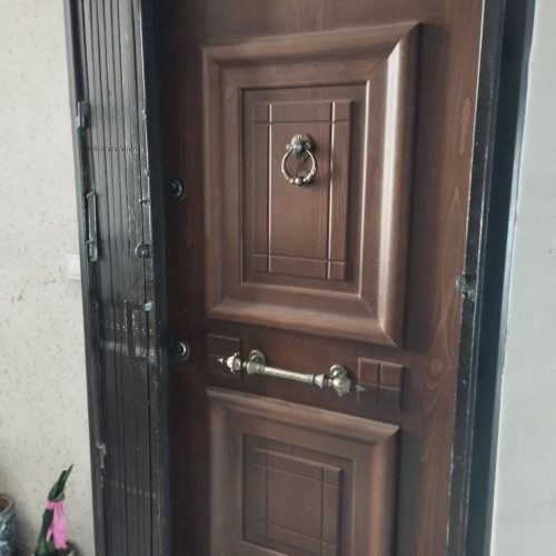 آپارتمانی شیک خاورشهر