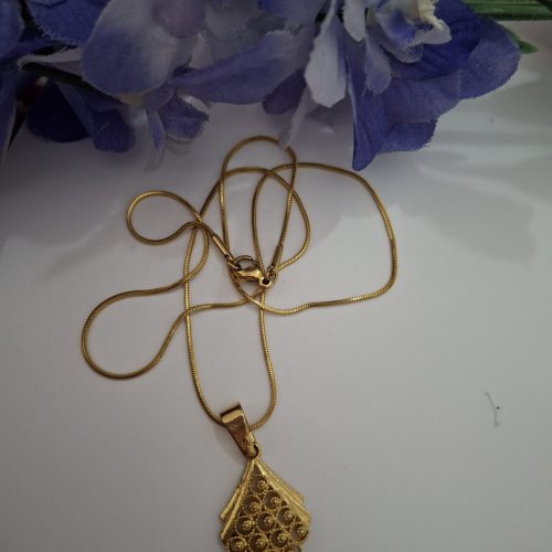 ست گوشواره و گردنبند