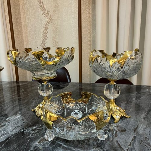 تعدادی لوازم تزئینی ‌کریستال اصل و چینی اصل فوری