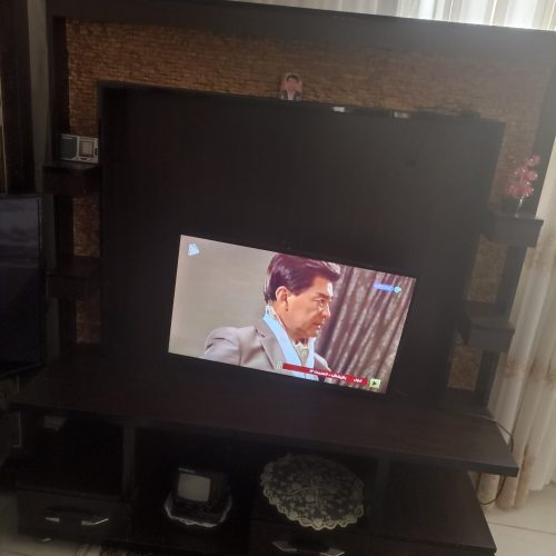 میزتلویزیون