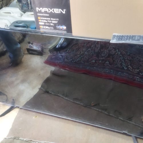 تلویزیون پنجاه اینج