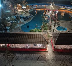 آشپز کمک آشپز منقلکار و سالن کار و ظرفشویی