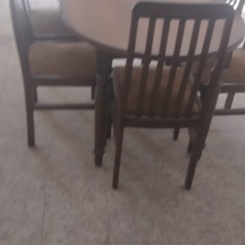 میز ناهارخوری 6 نفره با 5 صندلی