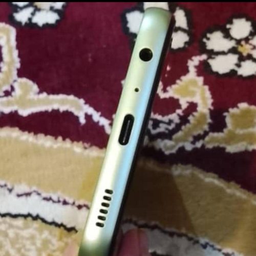 گوشی سامسونگ A24 سالم