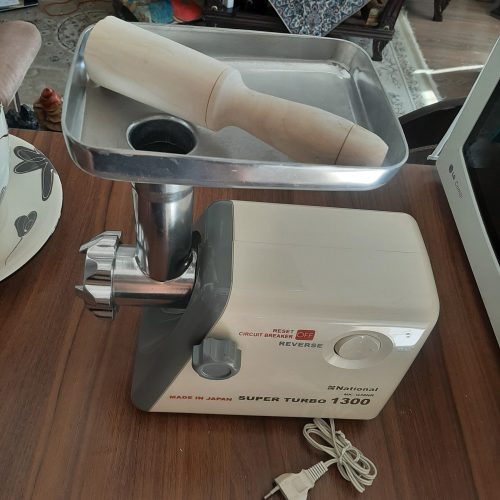 چرخ‌گوشت ناسیونال ژاپنی اصل