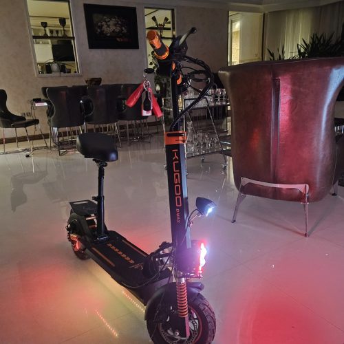 اسکوتر برقی مدل کوجو DMAX