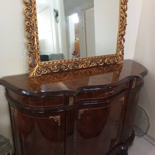 بوفه با آینه