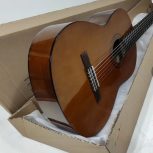 گیتار C40