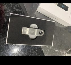 کیف پول سخت افزاری