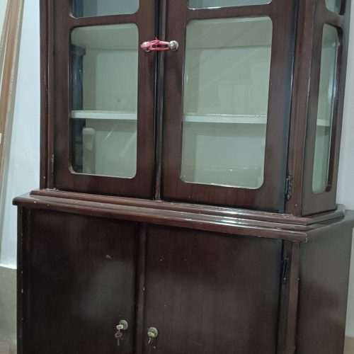 کمد و بوفه قفل دار