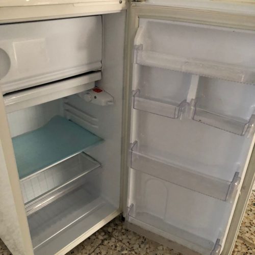 یخچال ایستکول