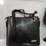 فروش حضوری و آنلاین کیف های وارداتی