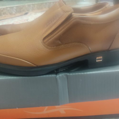 یک عدد کفش مردونه شماره 43استفاده نشده