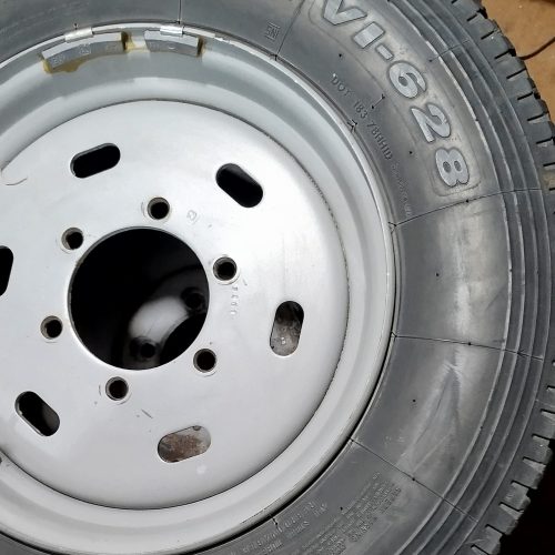 تایر نیسان تیوبلس