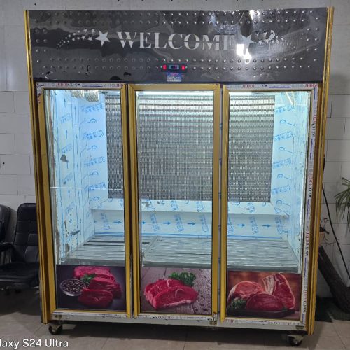 یخچال سه در قصابی در حد نو کارکرد یخچال یکماه