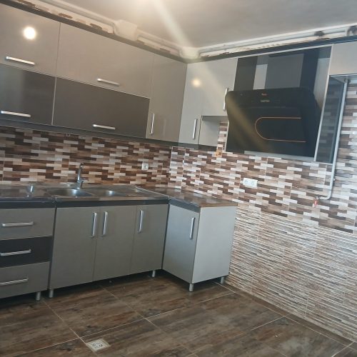 اجاره یک واحد آپارتمان در خیابان سعدی کوچه جنانی