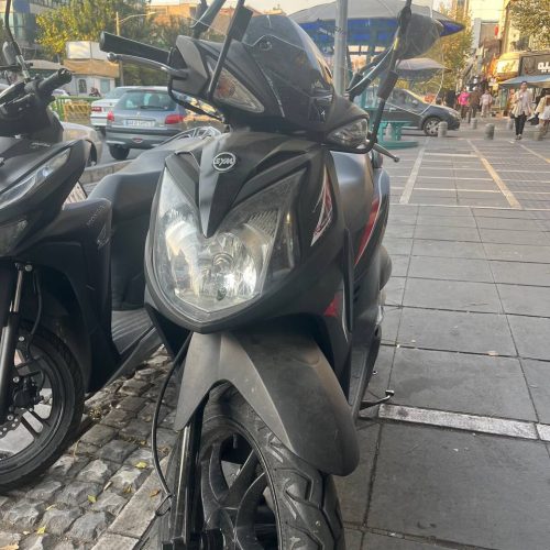 موتور سیکلت SR 200